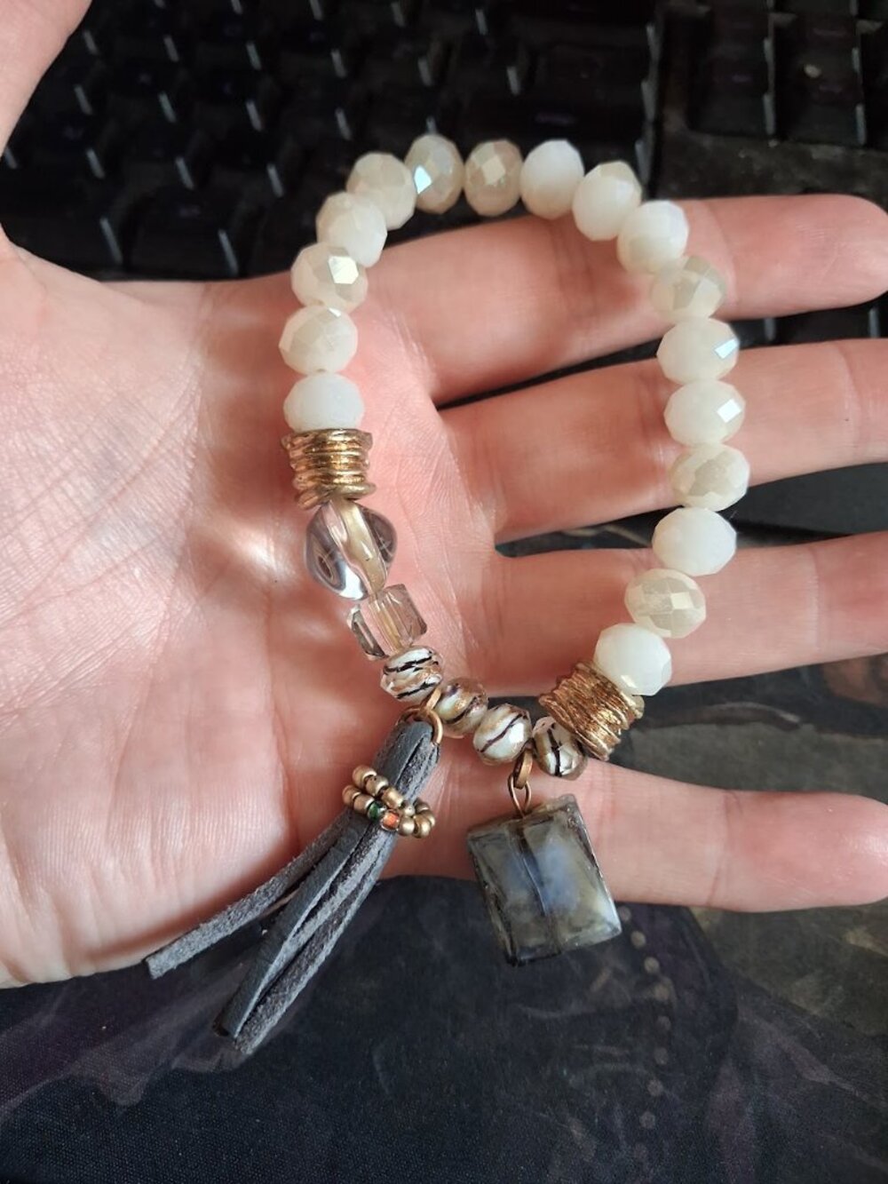 Stretchy bracelet